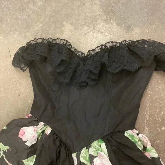 Loralie  Originals ruffle strappless dress - Picture 5 of 7